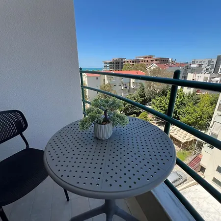 Apartamento Lumiver Golem (Tirana)