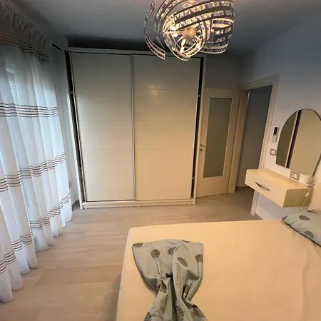 Lumiver * Golem (Tirana)