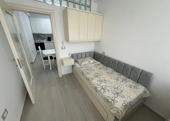 Apartment Lumiver Golem (Tirana)